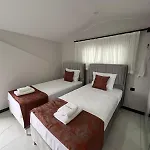 Maya Apartmán